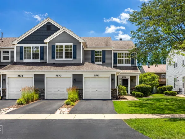 2532 Golf Ridge Cir, Naperville, IL 60563