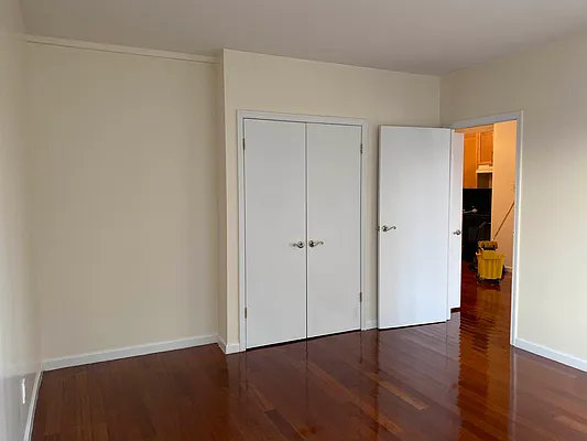 Rented by Corcoran | media 34