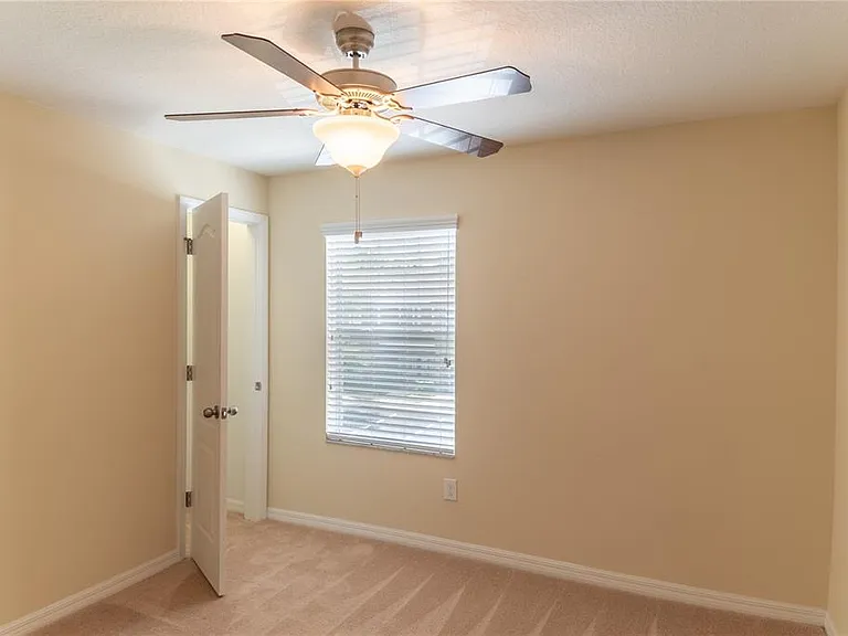31235 Claridge Pl — Photo 21