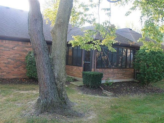 3rd image of 407 Glenn Knecht Dr