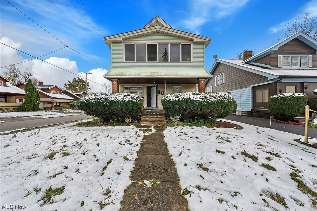 12316 Gay Ave photo 1