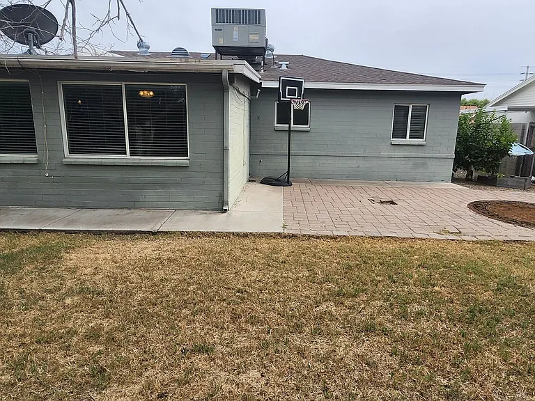 2514 E Campbell Ave — Photo 24