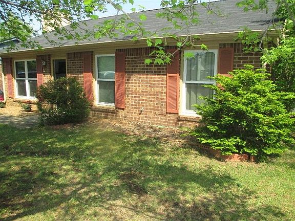2nd image of 3386 Buckhorn Dr