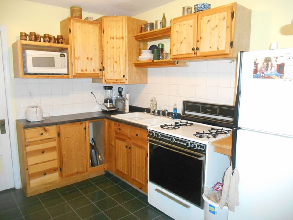 1st image of 22 Malby Ave