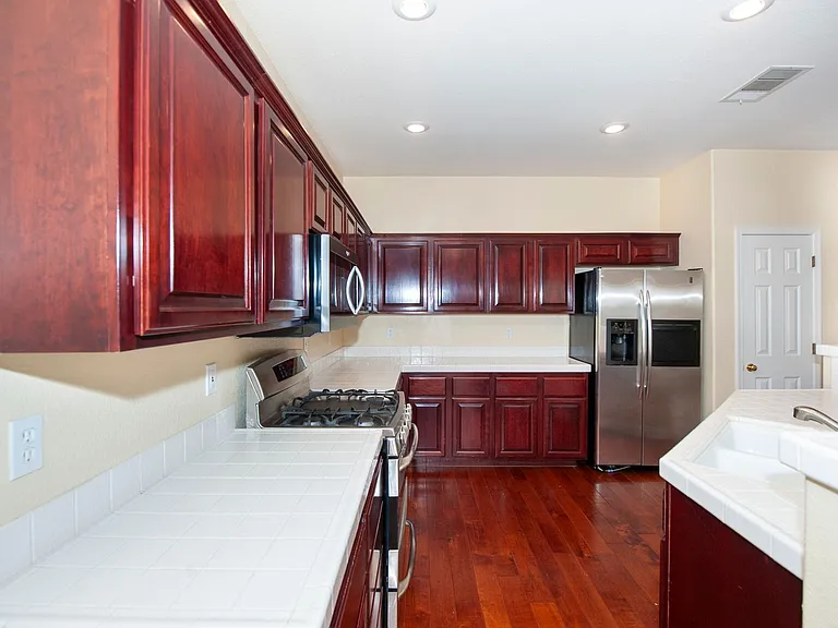 10338 Queens Church Ave — Photo 10