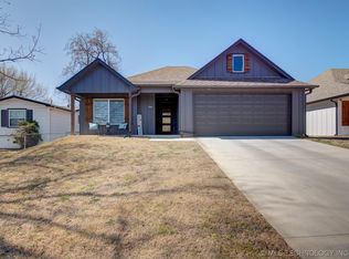 914 N Brown St, Sapulpa, OK 74066
