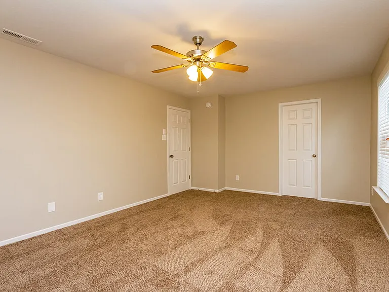 1626 Blue Grass Pkwy — Photo 5