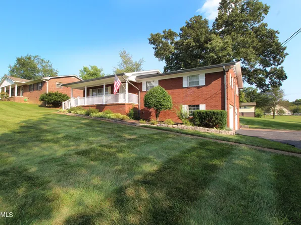 3600 S Fountaincrest Dr, Knoxville, TN 37918
