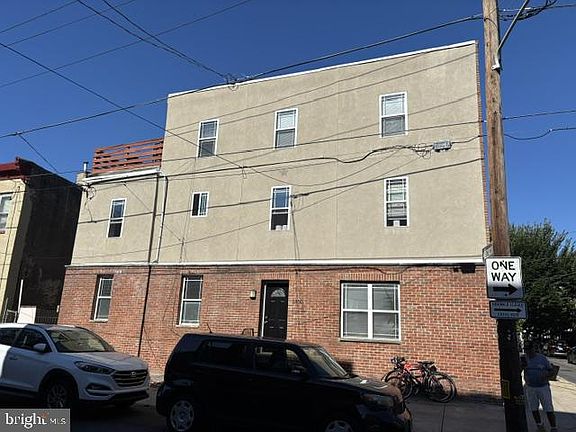 2nd image of 1800 Titan St