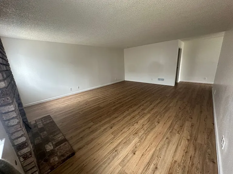 547 De Leon Dr — Photo 8