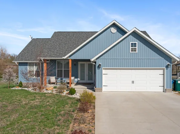 2440 S Durango Drive, Bolivar, MO 65613