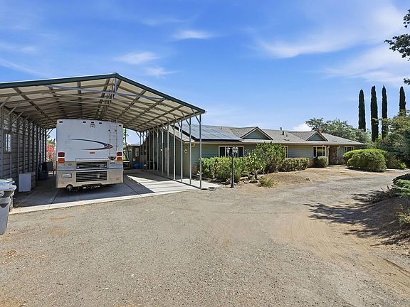 5th image of 133 La Cresta Heights Rd