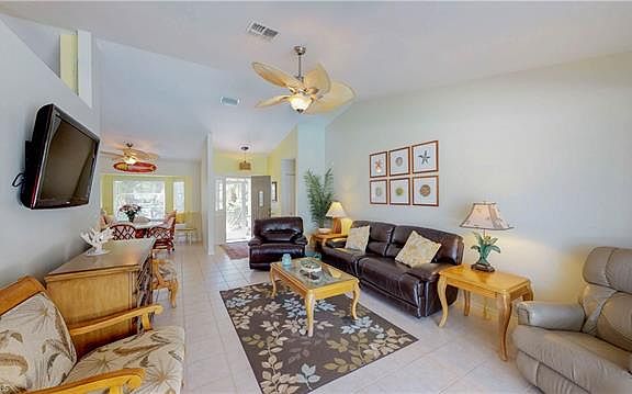 4th image of 22697 Island Lakes Dr