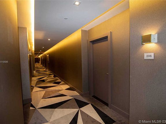 5th image of 17111 Biscayne Blvd Unit 206