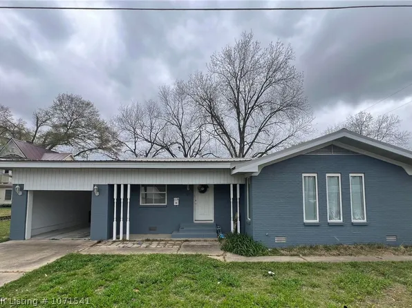 319 E Mary St, Paris, AR 72855