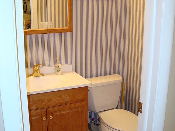 5th image of 19516 S 116th Ave APT C