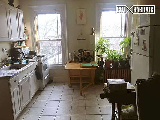 Rented by Citi Habitats | media 26