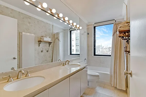 Rented by Compass | media 6