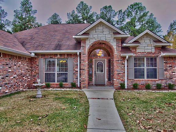 4th image of 301 Hunters Glen Dr