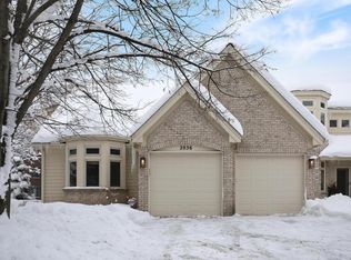 2036 Sherwood Ln, Minnetonka, MN 55305