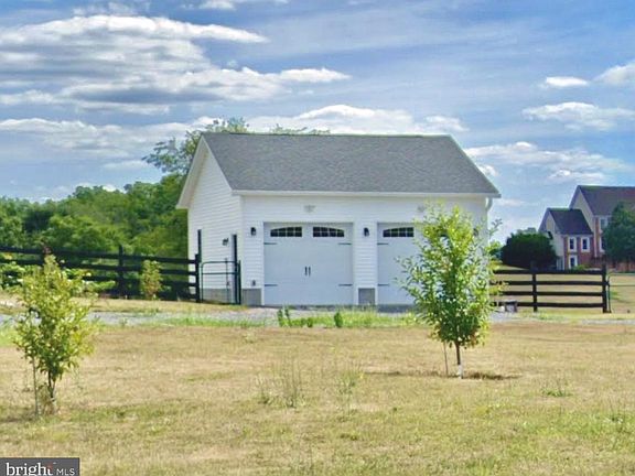 2nd image of 199 Laurel Grove Rd