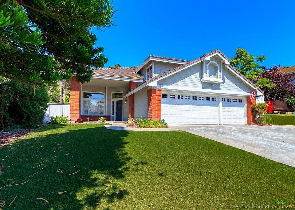 1st image of 366 Moonstone Bay Dr