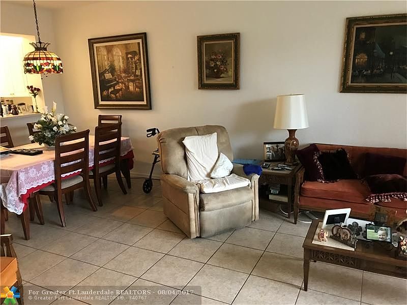 1st image of 7715 Yardley Dr APT 207