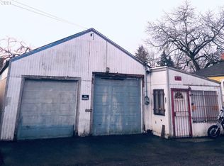 8150 SE Glenwood St, Portland, OR 97206