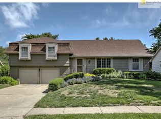 6600 W 100th Ter, Overland Park, KS 66212