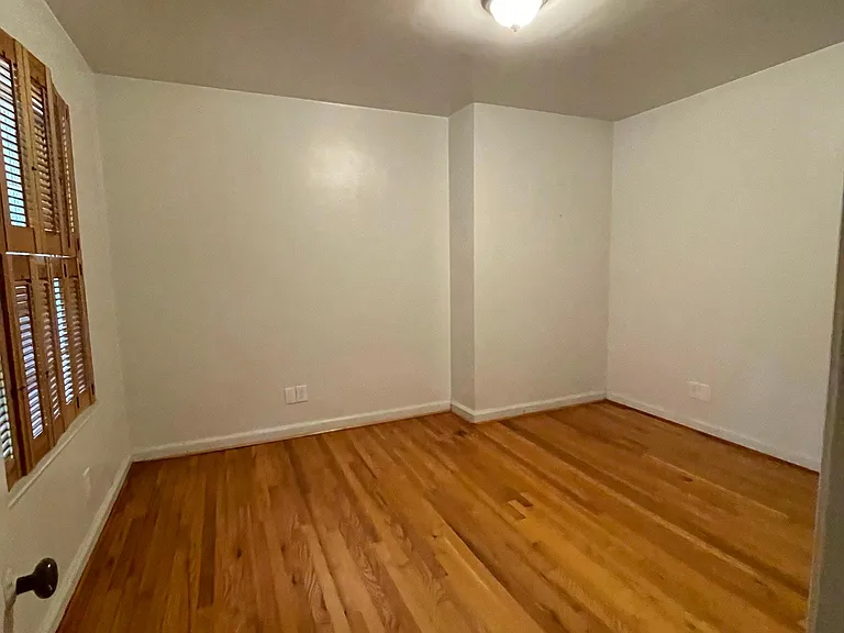 1128 McConnell Dr — Photo 6