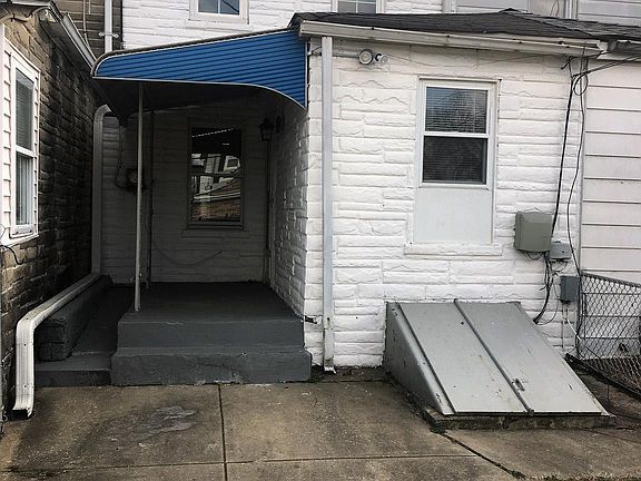 2nd image of 286 Saint Helena Ave