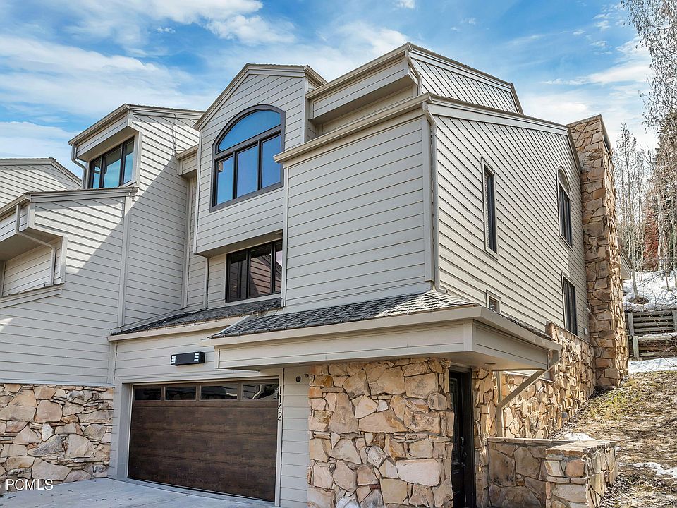 1st image of 1142 Stonebridge Cir #8-B