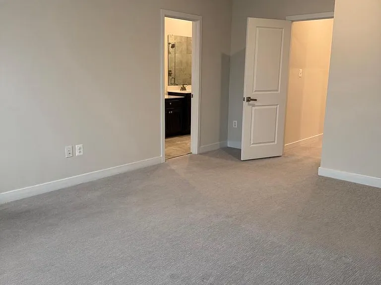 4607 Plum Rd — Photo 29