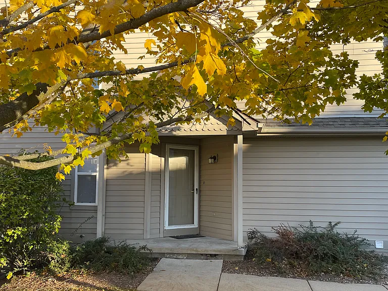 3579 Bent Trail Dr — Photo 3