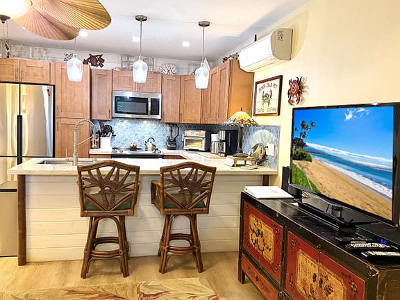4th image of 61 N Kihei Rd #18