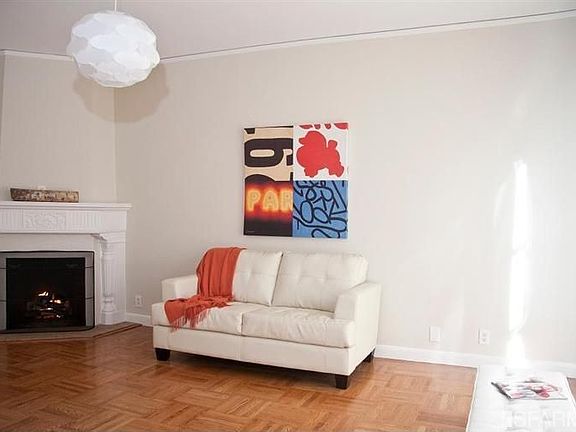 3rd image of 826 Peralta Ave