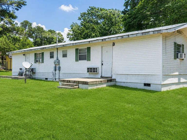 2576 Lee Road 208 #A12 — Photo 1
