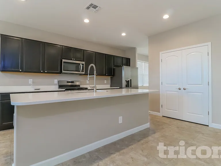 30361 W Crittenden Ln — Photo 5