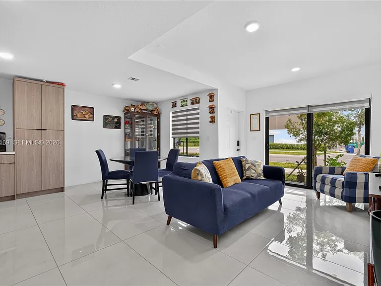 26175 SW 145th Ct — Photo 10
