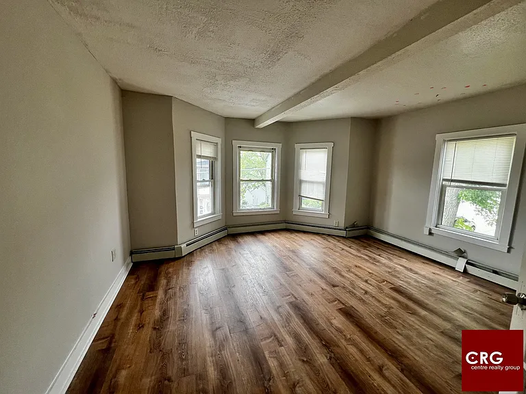 49 Arlington St #2 — Photo 19