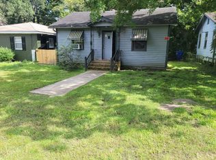 1923 Redwood St, North Charleston, SC 29405
