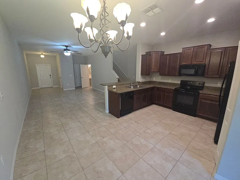 12961 Utopia Gardens Way — Photo 5