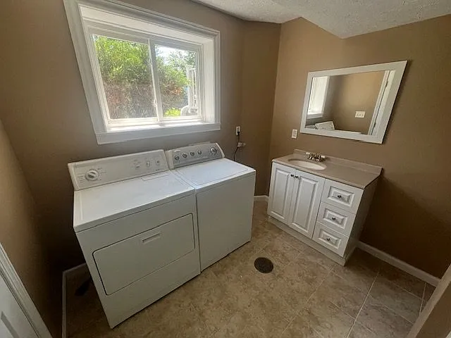 4901 Woodsend Rd — Photo 14