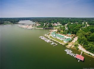 26 Oyster Rd, Urbanna, VA 23175