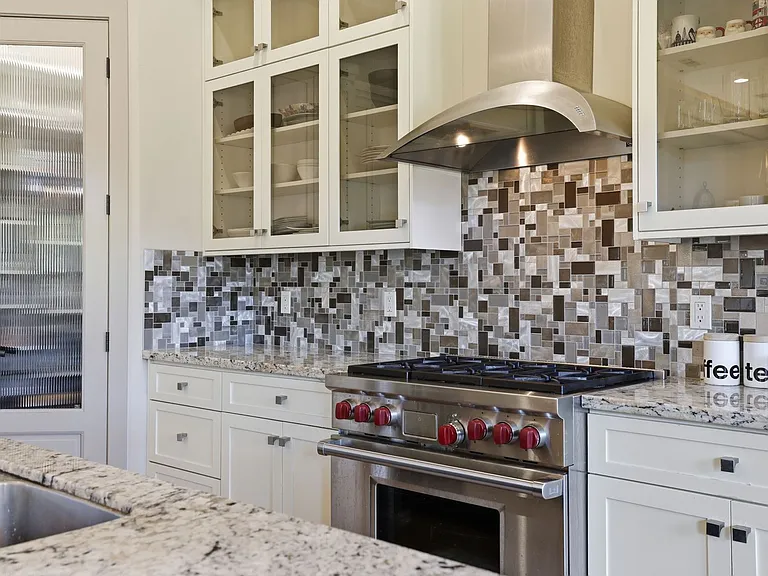 3813 Calverhall Way — Photo 32