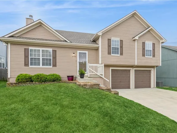 21103 W 124th St, Olathe, KS 66061