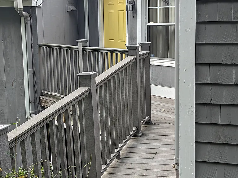 646 Lake Dr #2 — Photo 14