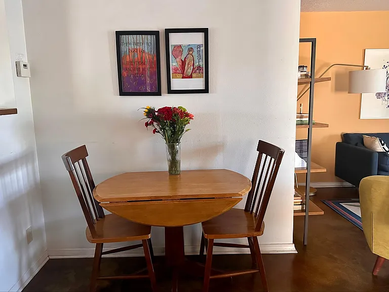 1264 Rosemont Ave NW — Photo 8