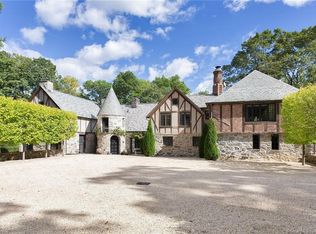 54 Pecksland Rd, Greenwich, CT 06831