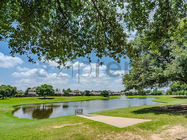 19927 Cypresswood Sq — Photo 4